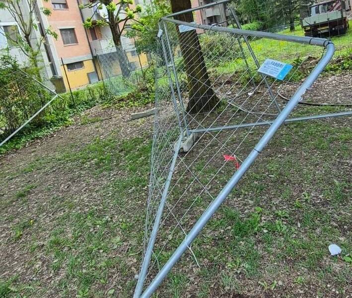 Atti vandalici all'istituto Bassi Burgatti di Cento