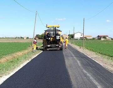 Nuovi asfalti per 15 chilometri sulle strade provinciali delle Aree interne