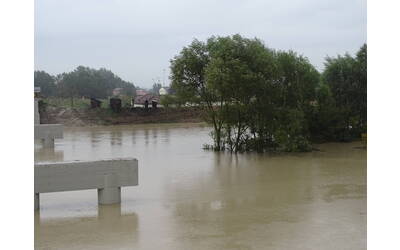 Immagine: Ponte Idice_alluvione1