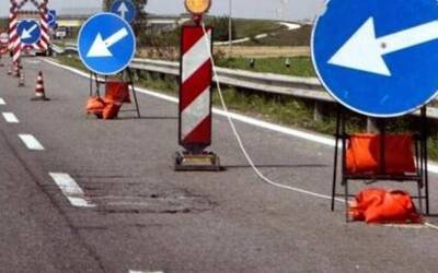 Immagine: senso unico alternato