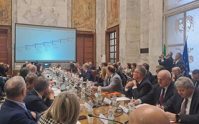 Immagine: Tavolo Stellantis Mimit17-12-2024 - 3